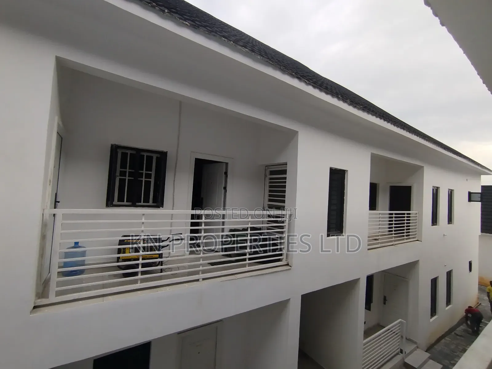 3bdrm Apartment in Airport Road, Lugbe District for rent