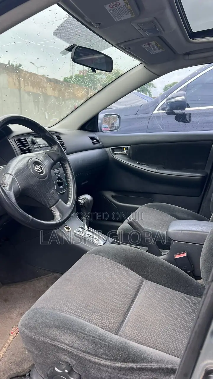 Toyota Corolla S 2004 Gray