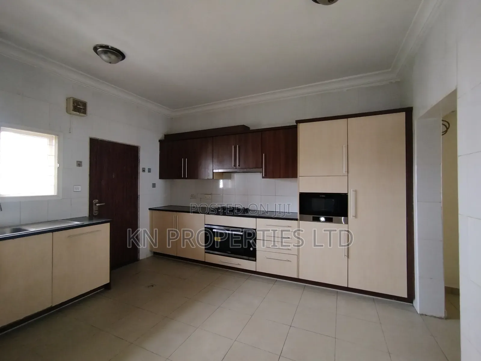 4bdrm Duplex in Apo for rent