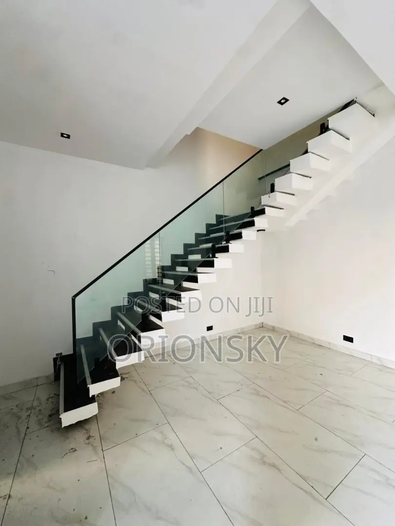 4bdrm Duplex in Golden Park, Sangotedo for sale