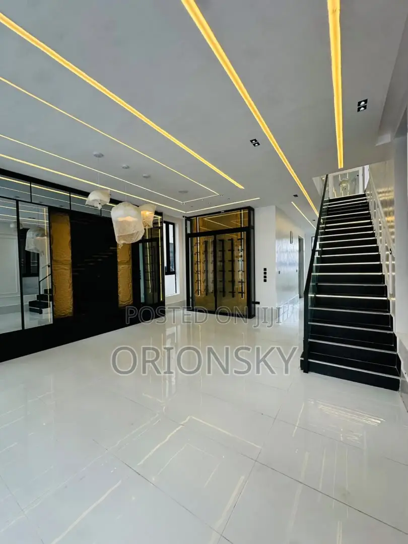 5bdrm Duplex in Ajah for sale