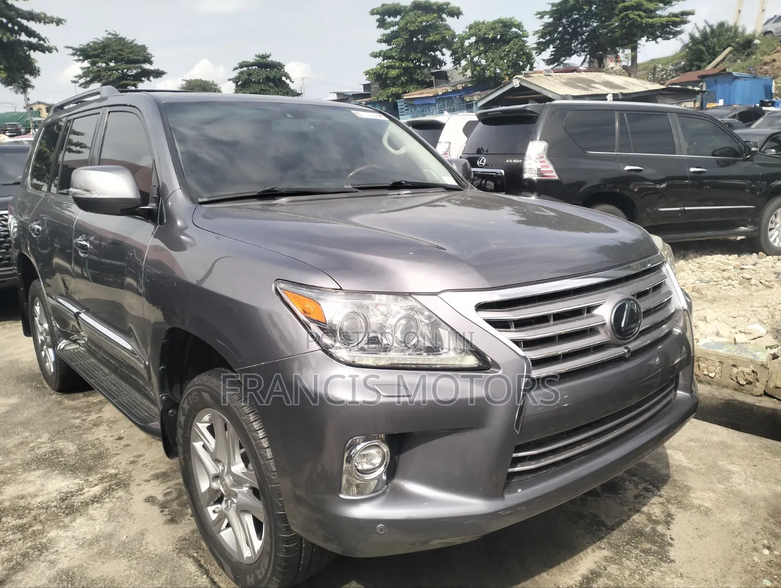 Lexus LX 2016 Gray