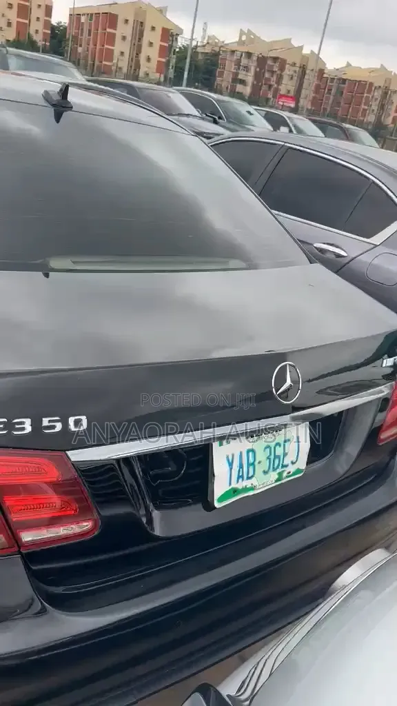 Mercedes-Benz E350 2011 Black