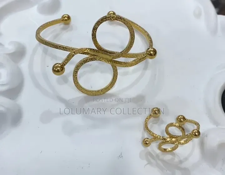 Bracelet With Ring