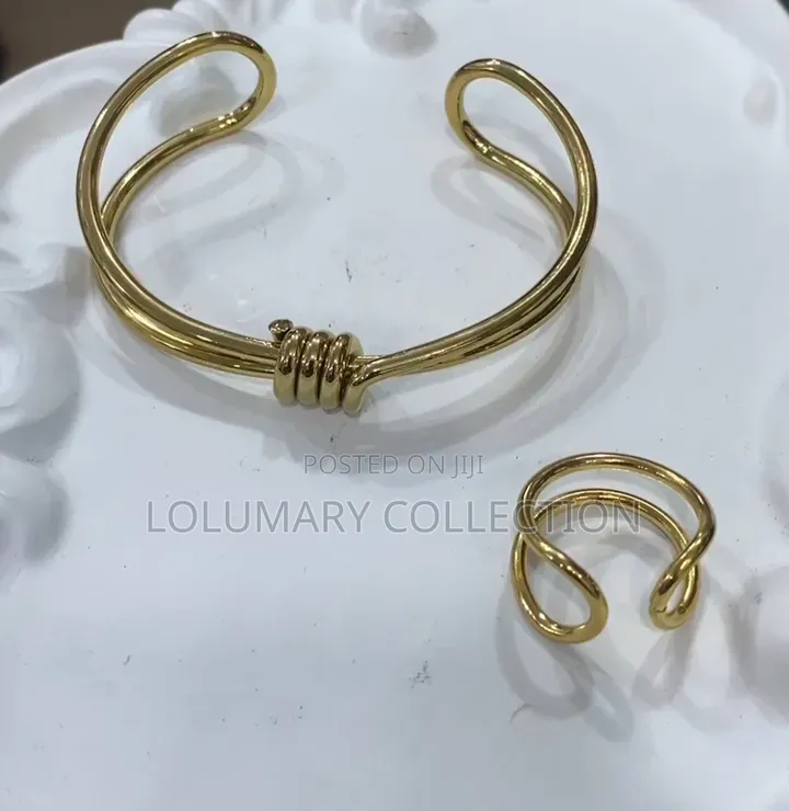 Bracelet With Ring