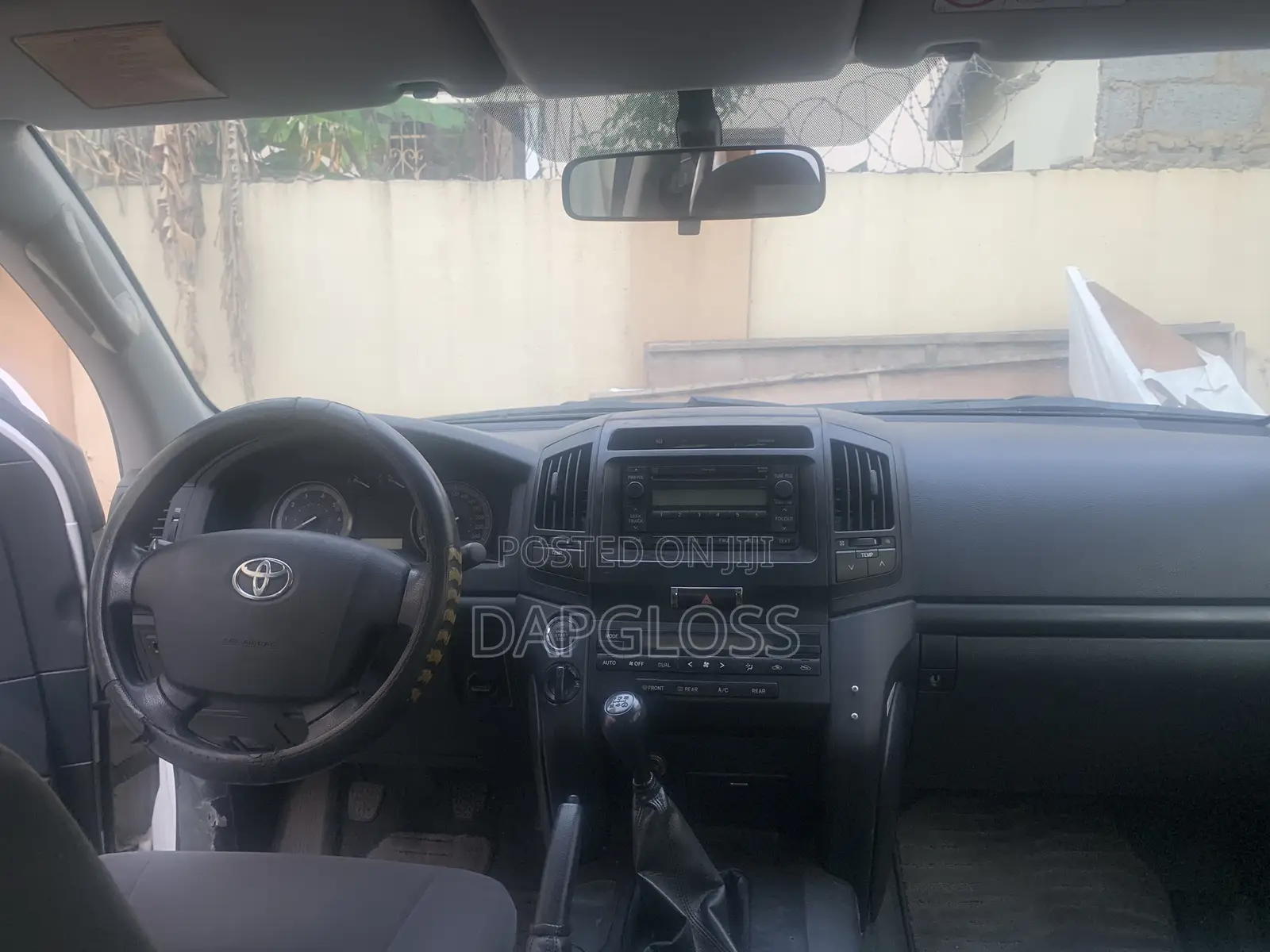 Toyota Land Cruiser 2015 White