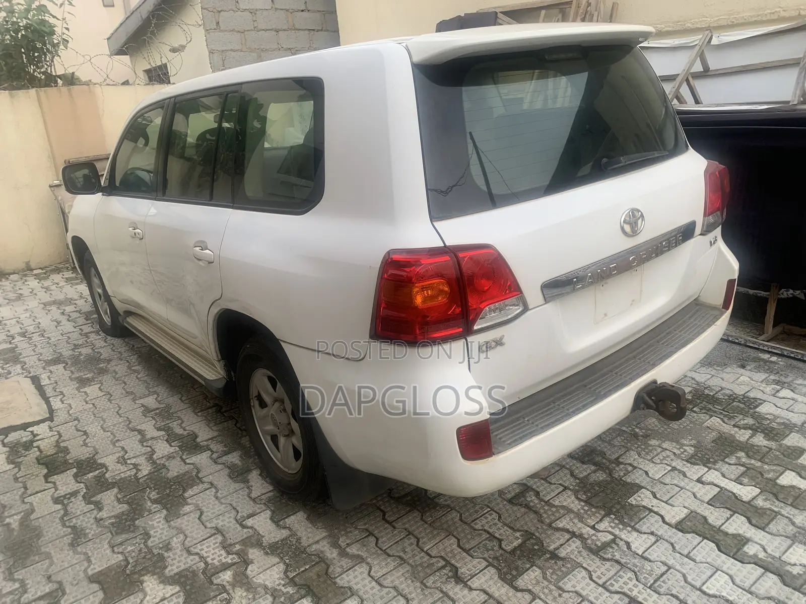 Toyota Land Cruiser 2015 White