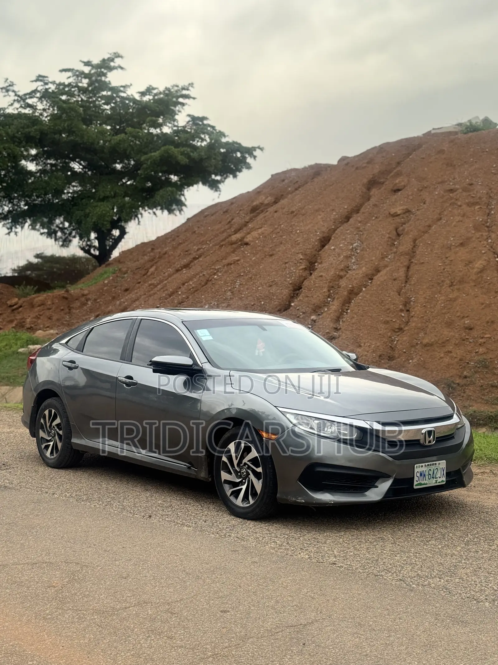 Honda Civic EX-L 4dr Sedan (1.5L 4cyl) 2016 Gray