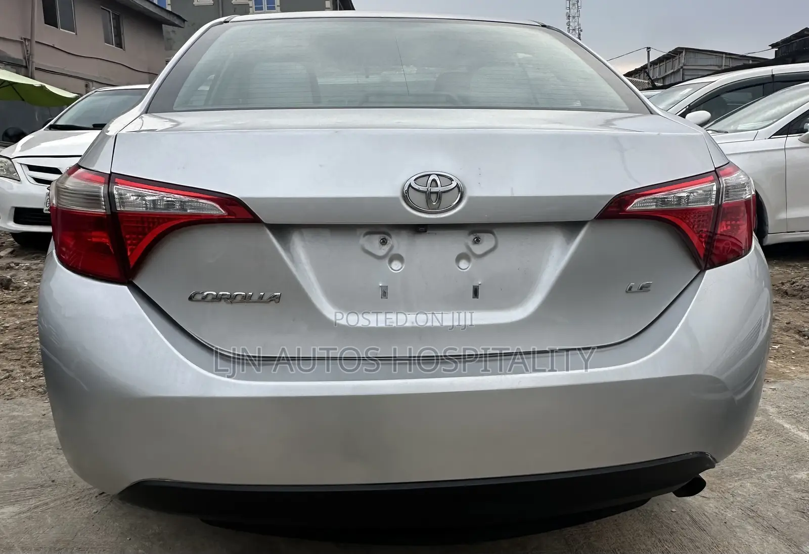 Toyota Corolla LE 4dr Sedan (1.8L 4cyl CVT) 2016 Silver