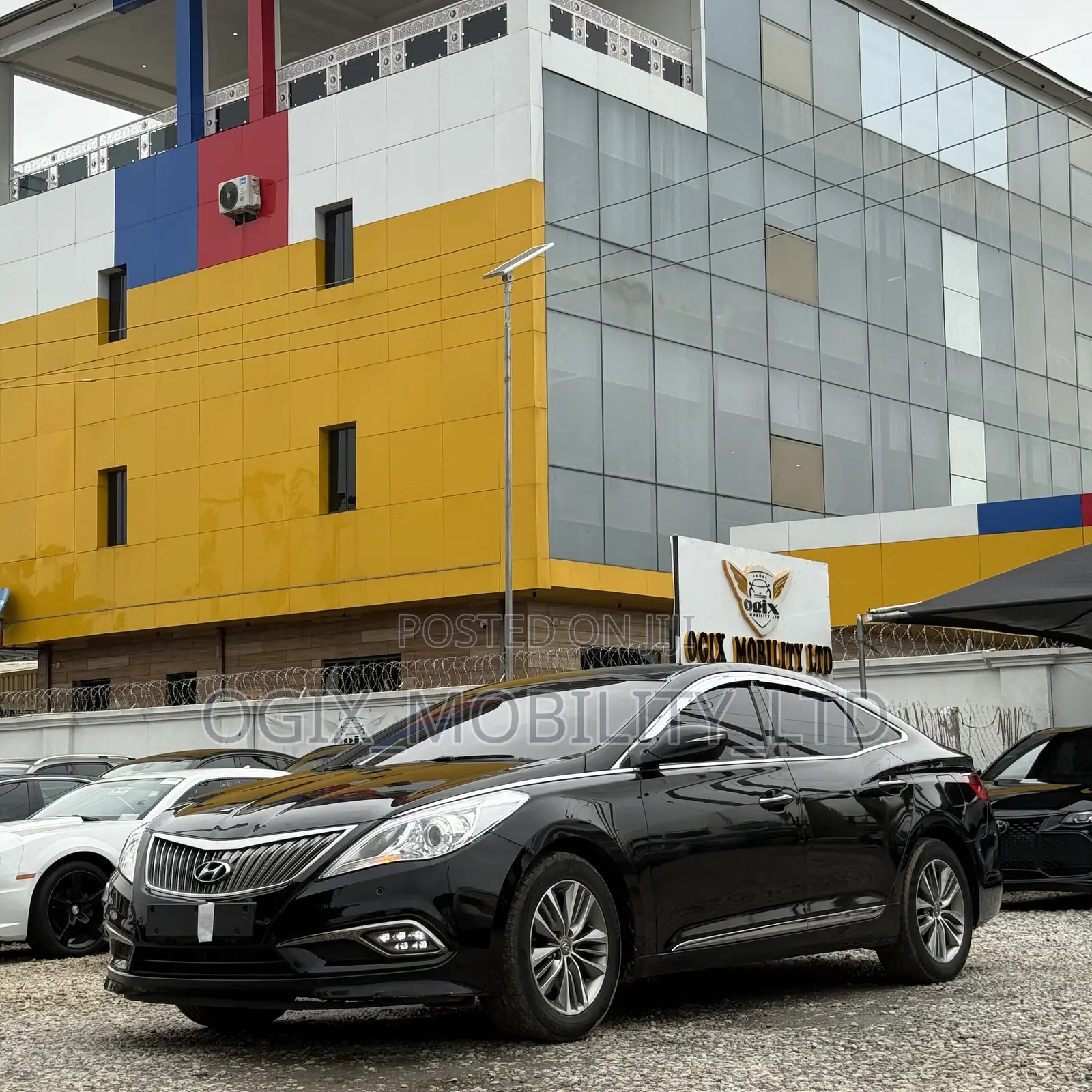 Hyundai Grandeur 2016 Black