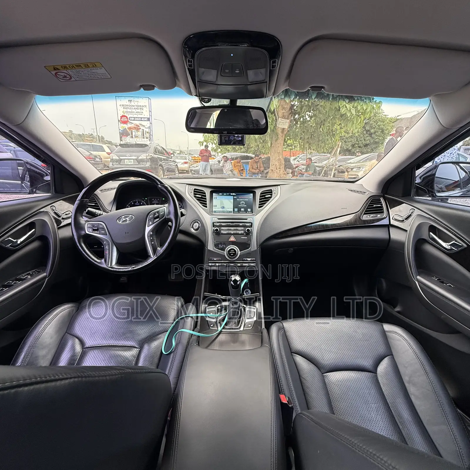 Hyundai Grandeur 2016 Black