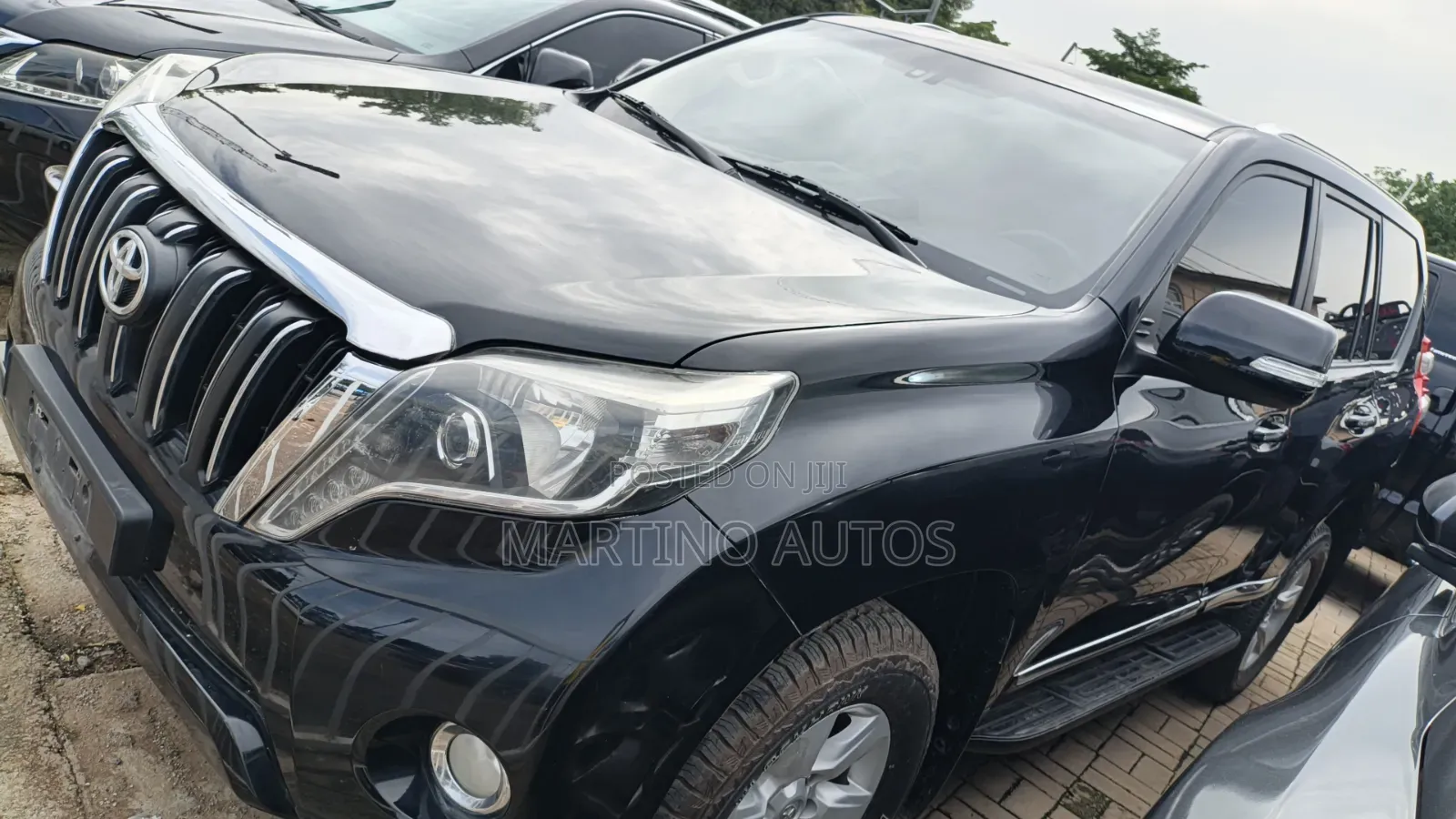 Toyota Land Cruiser Prado 2016 Black