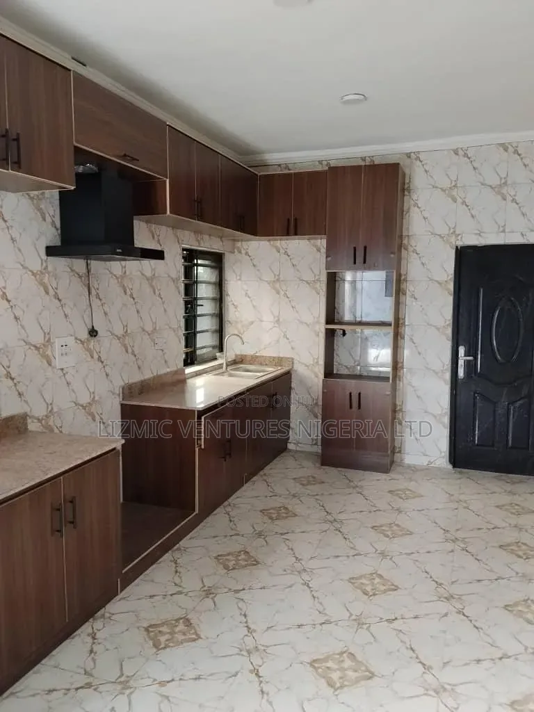 Furnished 4bdrm Duplex in Agbara for sale