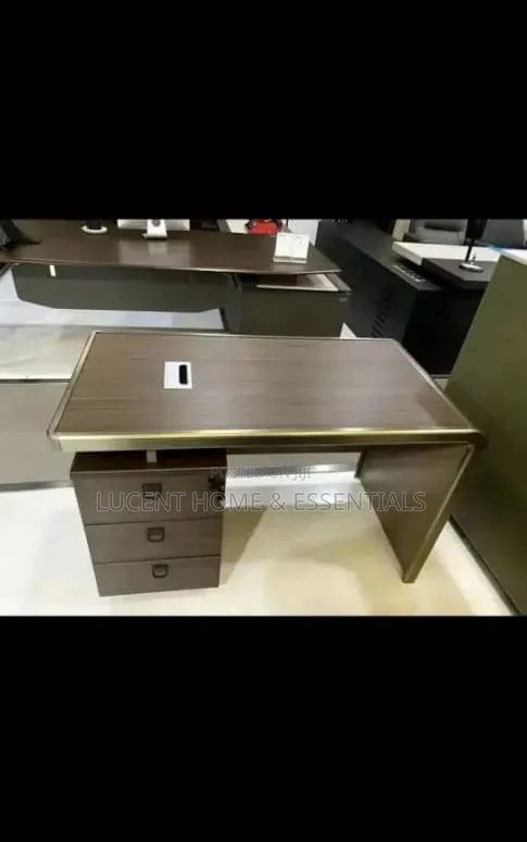 Modern Executive Office Desk With 3 Drawer Lockable Cabinet Brand New