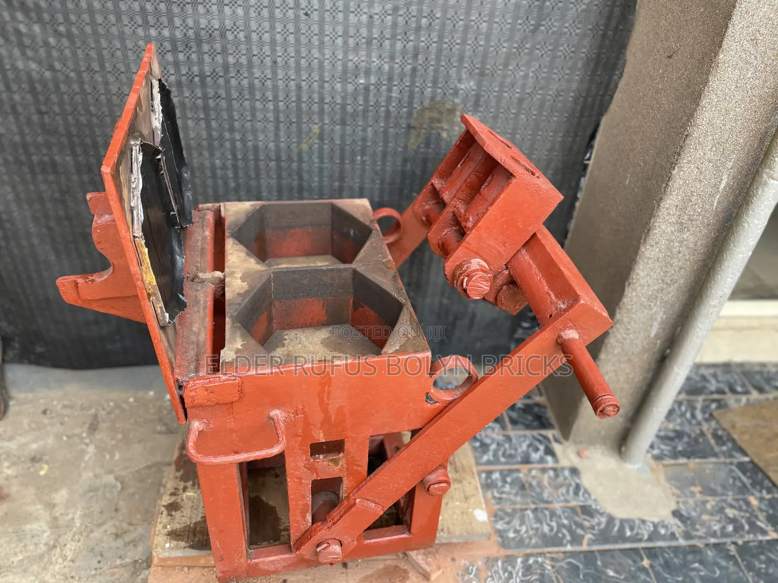 Double Hexa Floor Paving Brick Press + Accessories