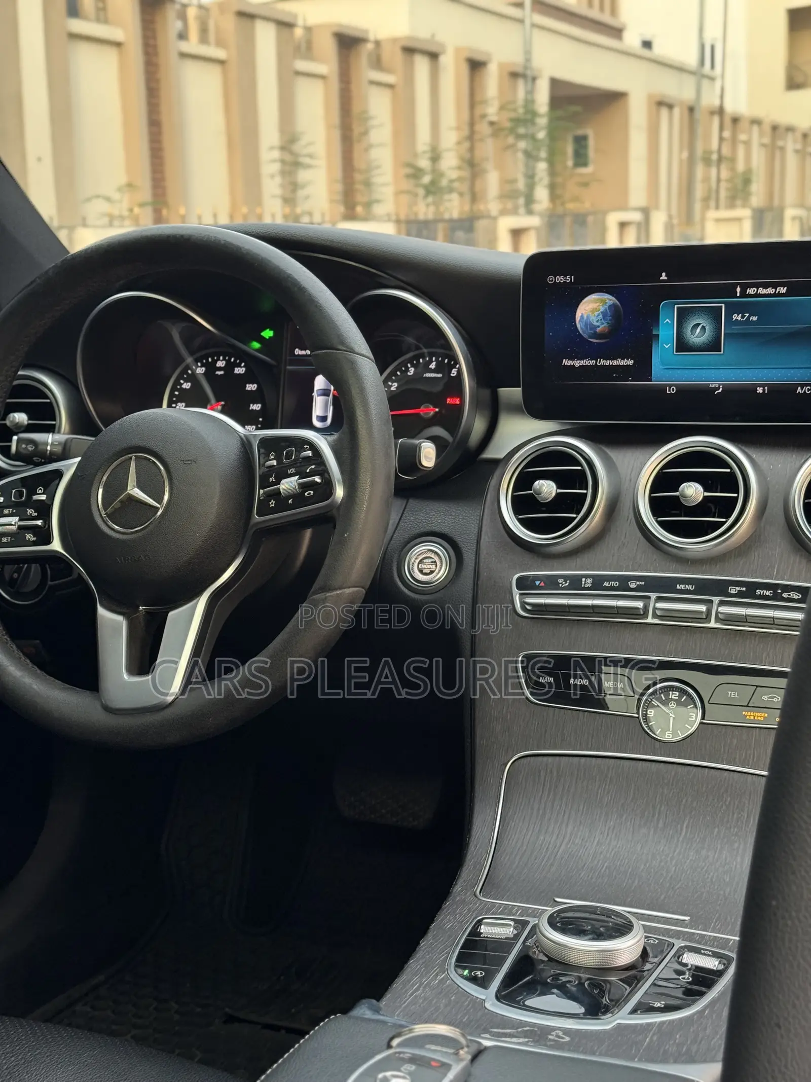 Mercedes-Benz C300 2020 Silver