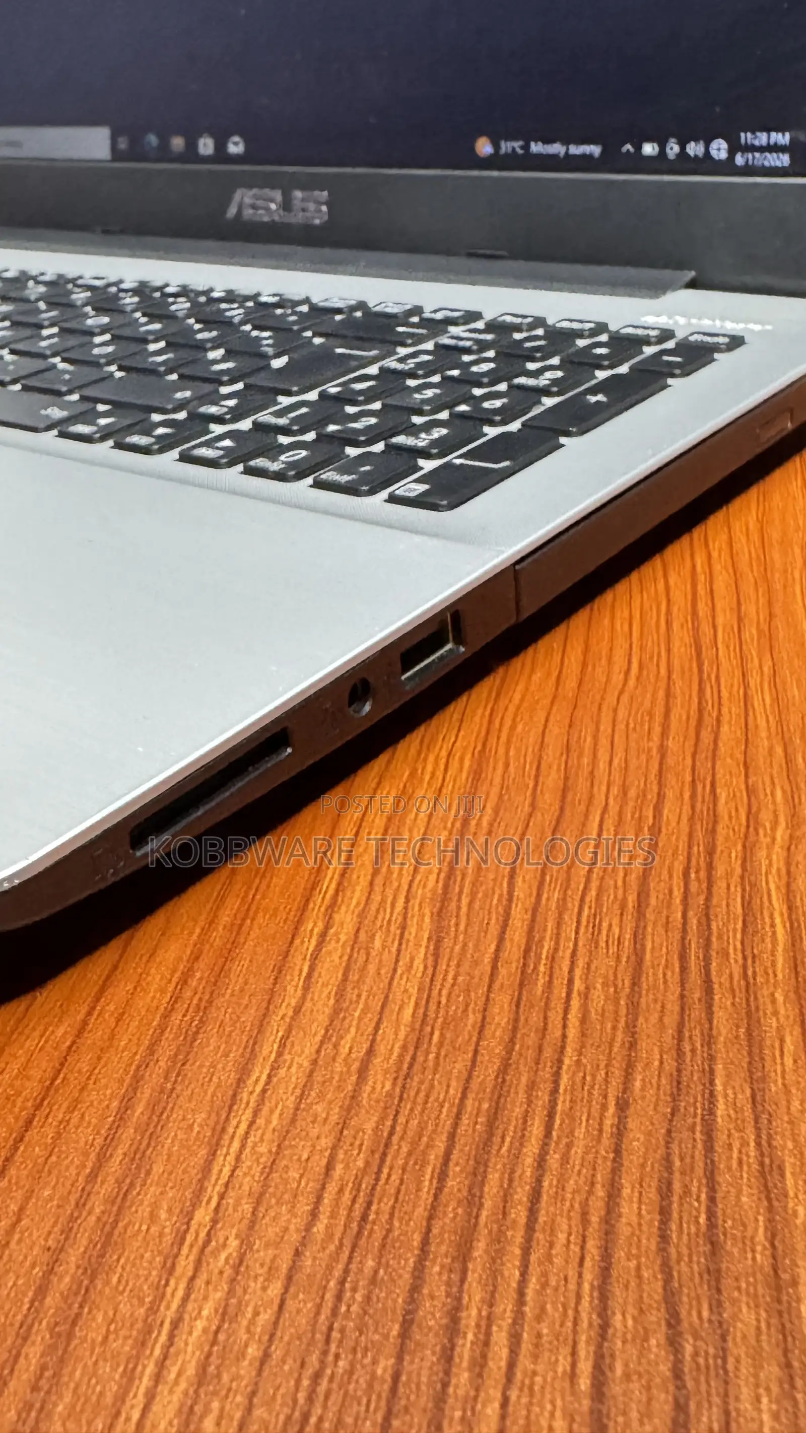Laptop Asus X555LA 8GB Intel Core i3 SSD 128GB