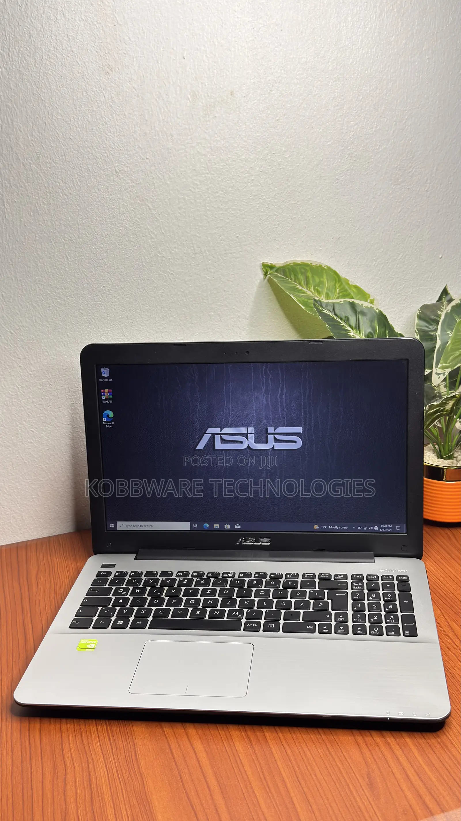 Laptop Asus X555LA 8GB Intel Core i3 SSD 128GB