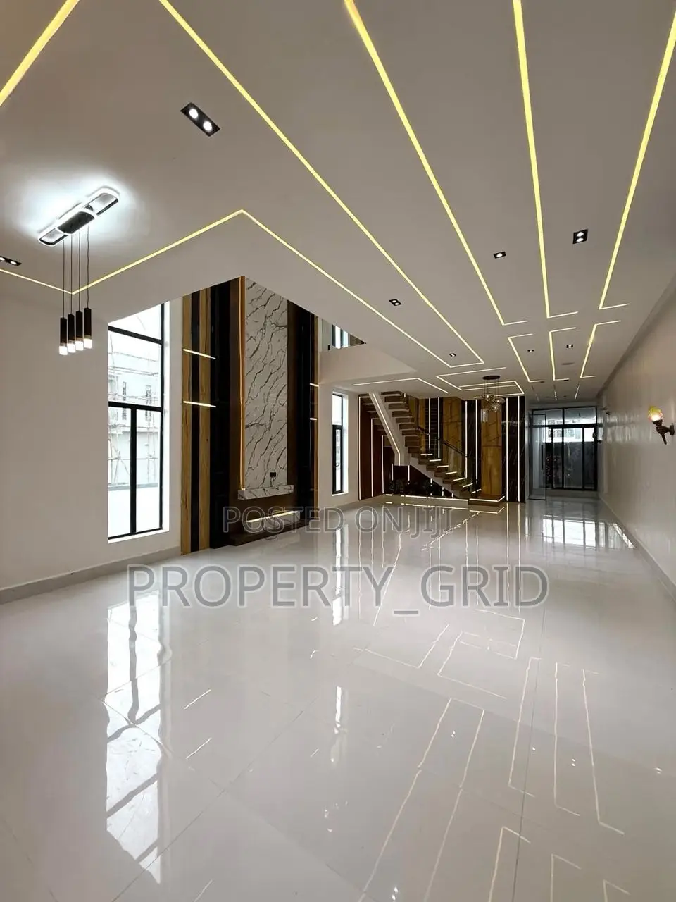 5bdrm Duplex in Lekki Palm City for sale