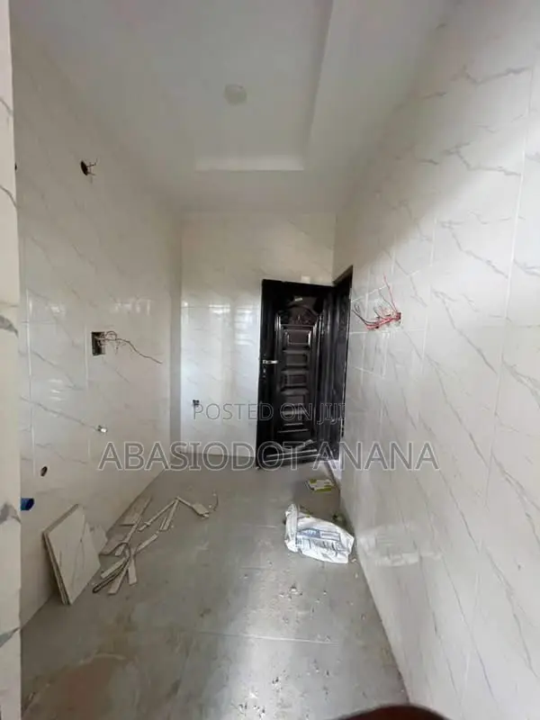 2bdrm Apartment in Ewethousing, Uyo for rent