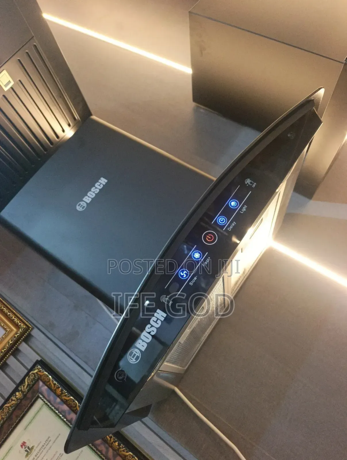 Quality Bosch 60cm Curved Automatic Smart Digital Heat Extractor Etc.