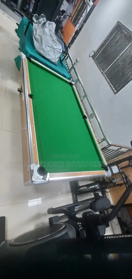 American Fitness Coin and Marble Snooker Board (British)