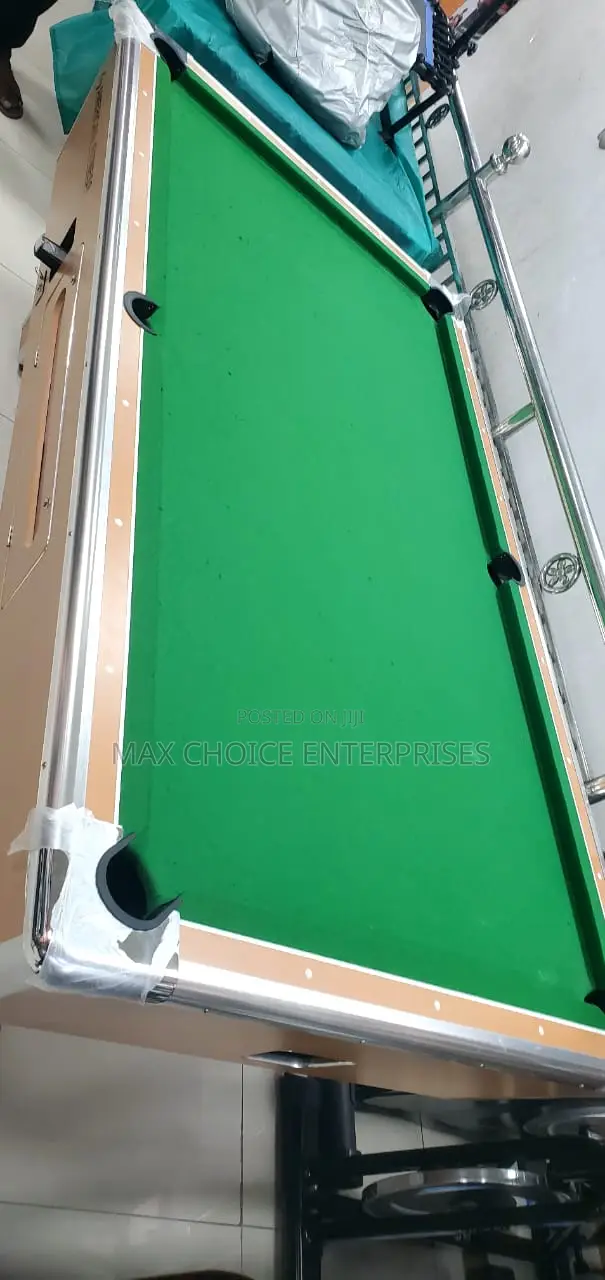 American Fitness Coin and Marble Snooker Board (British)
