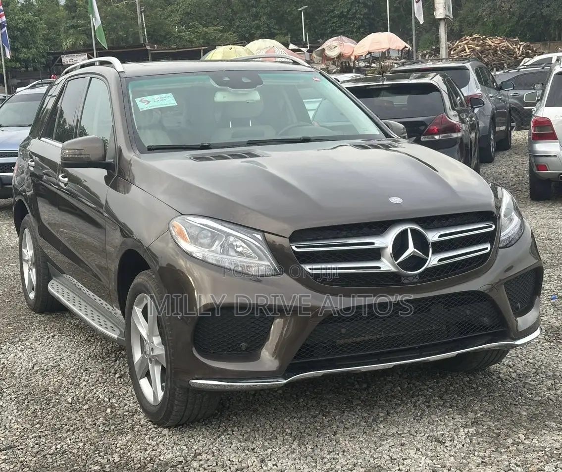 Mercedes-Benz GLE-Class GLE 350d 4MATIC 2016 Brown