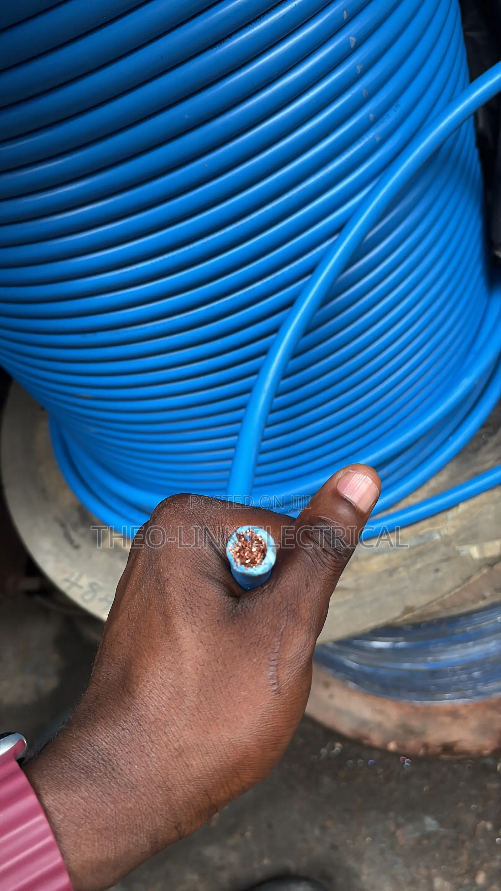 50mm Single Flexible Cable Blue