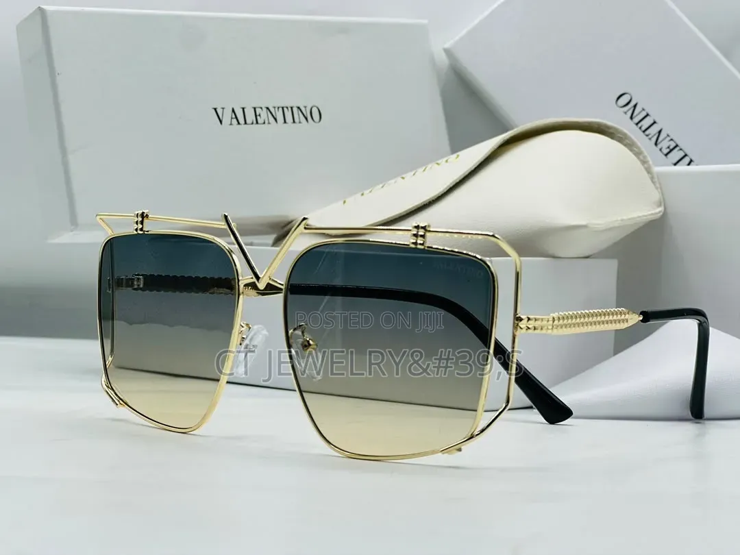 Nice Classic Gucci Sunglasses for Women's Available in Store