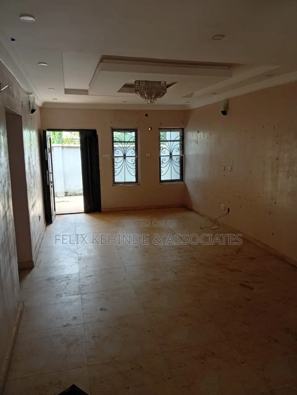 2bdrm Block of Flats in Oluyole Estate for rent