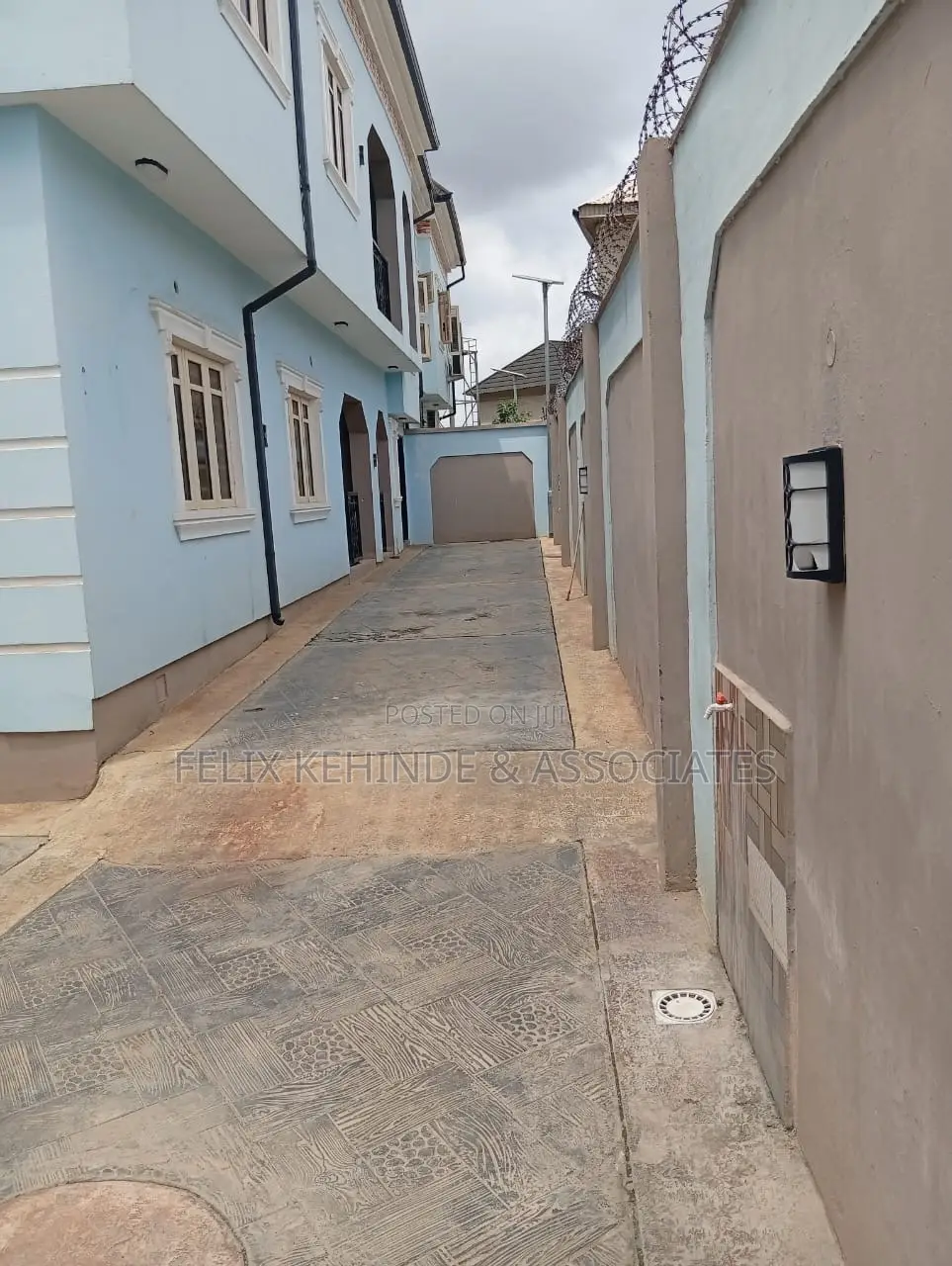 2bdrm Block of Flats in Oluyole Estate for rent