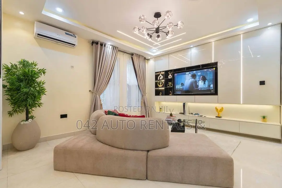 Luxury 1 Bedroom Apartment in a Serene