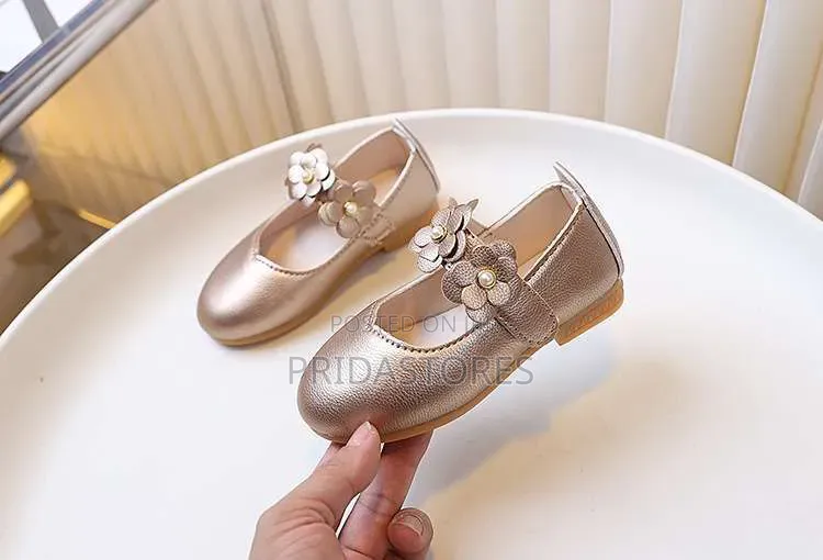 Zara Unique Full Cover Petal Shoes