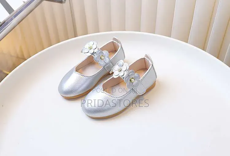 Zara Unique Full Cover Petal Shoes