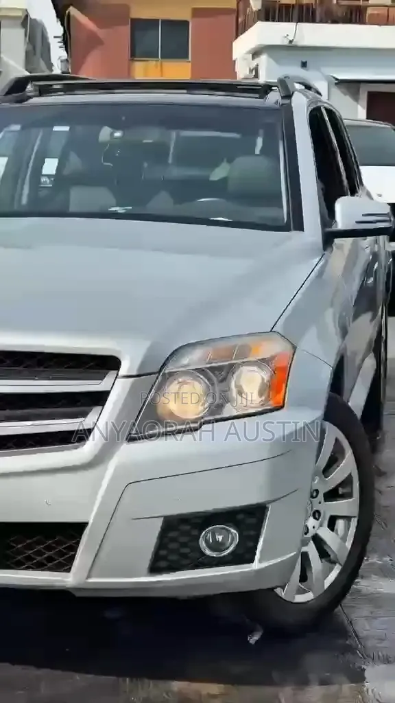 Mercedes-Benz GLK-Class 2011 Silver