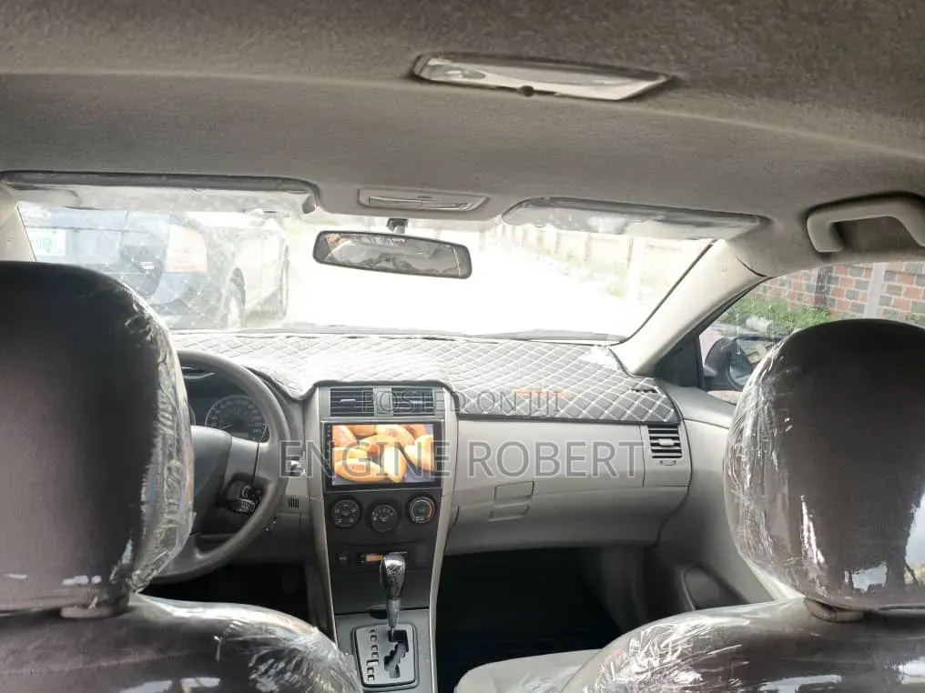 Toyota Corolla 2010 Black