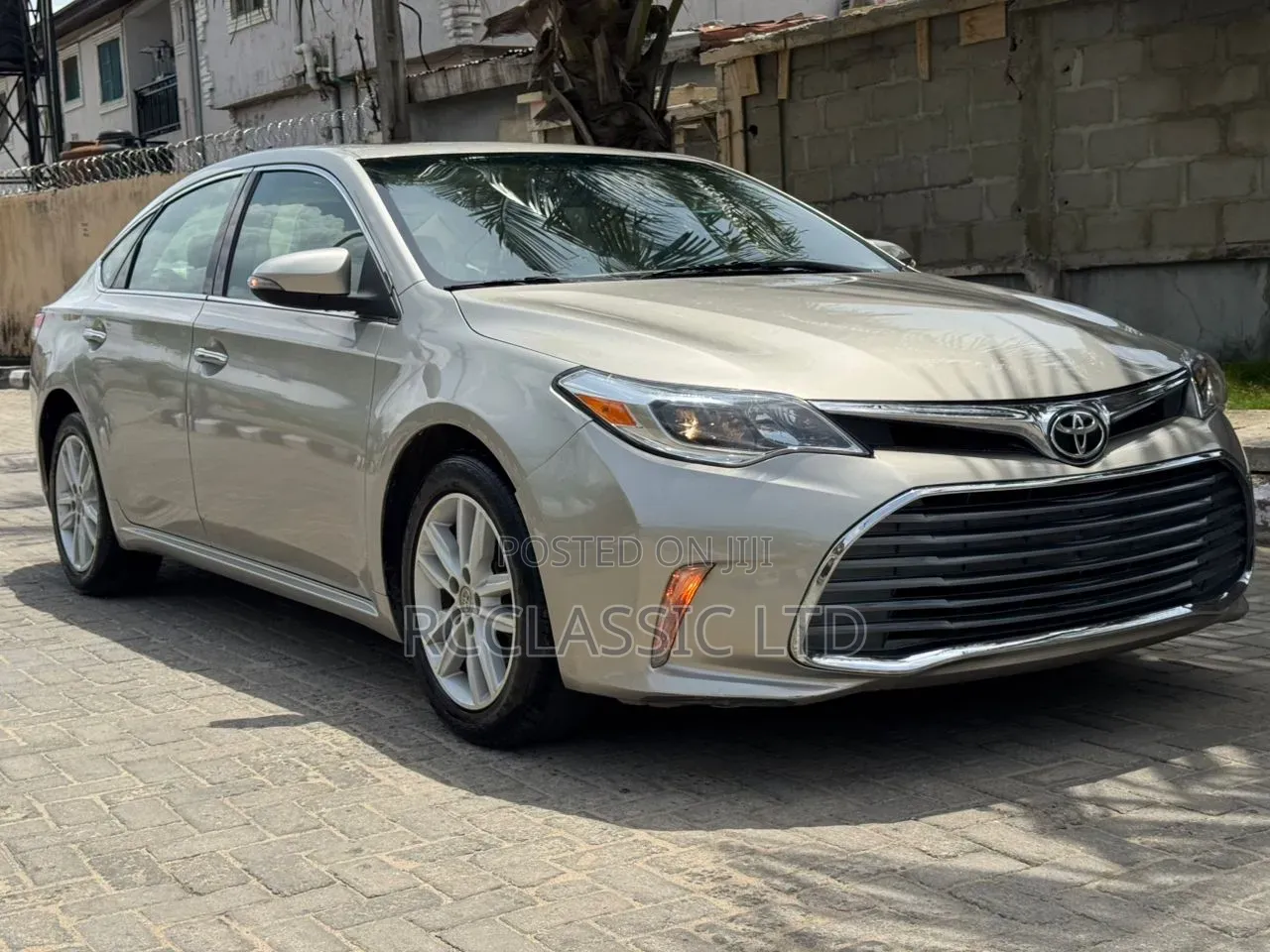 Toyota Avalon 2014 Gold