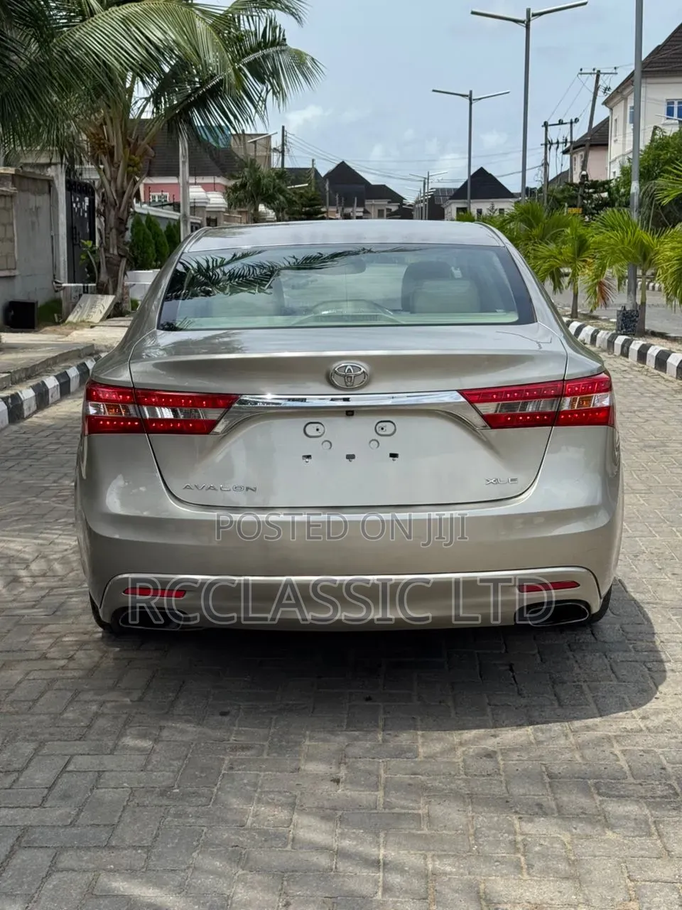 Toyota Avalon 2014 Gold