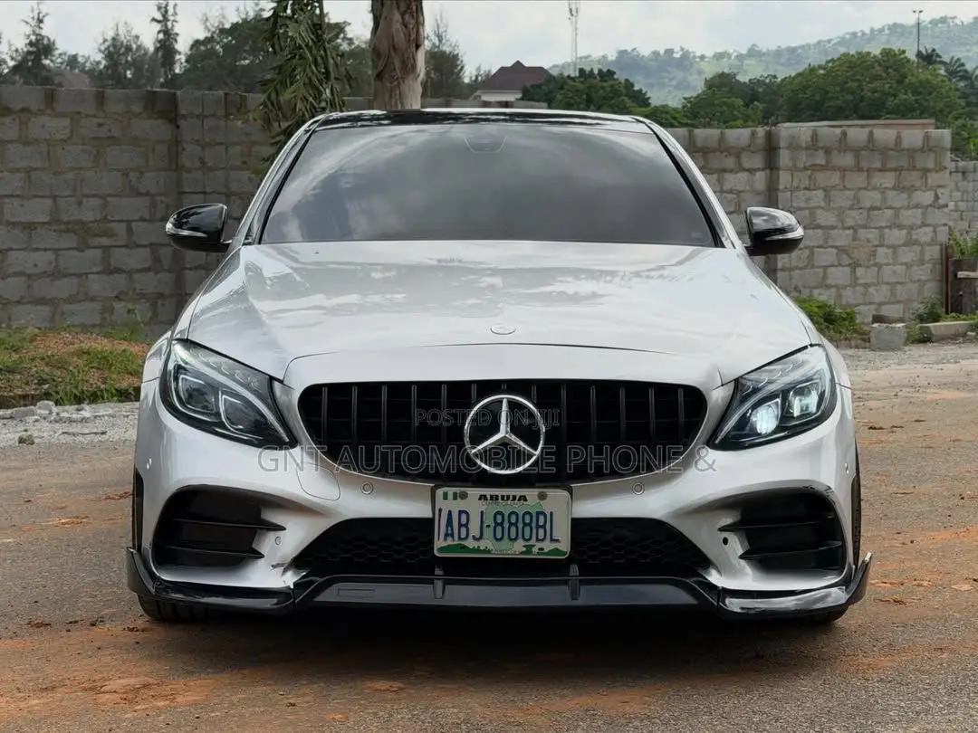 Mercedes-Benz C400 4Matic AWD Sedan (3.0L V6 7A) 2015 Gray