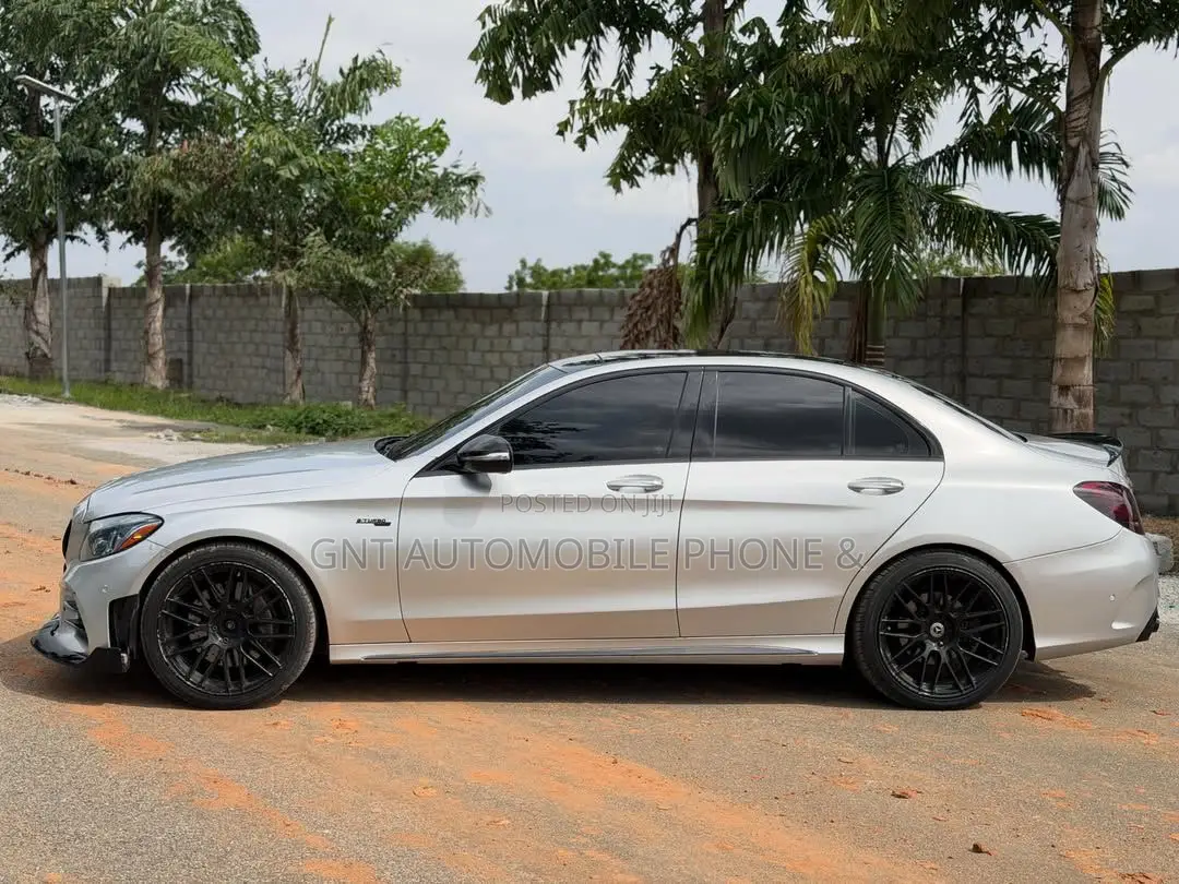 Mercedes-Benz C400 4Matic AWD Sedan (3.0L V6 7A) 2015 Gray