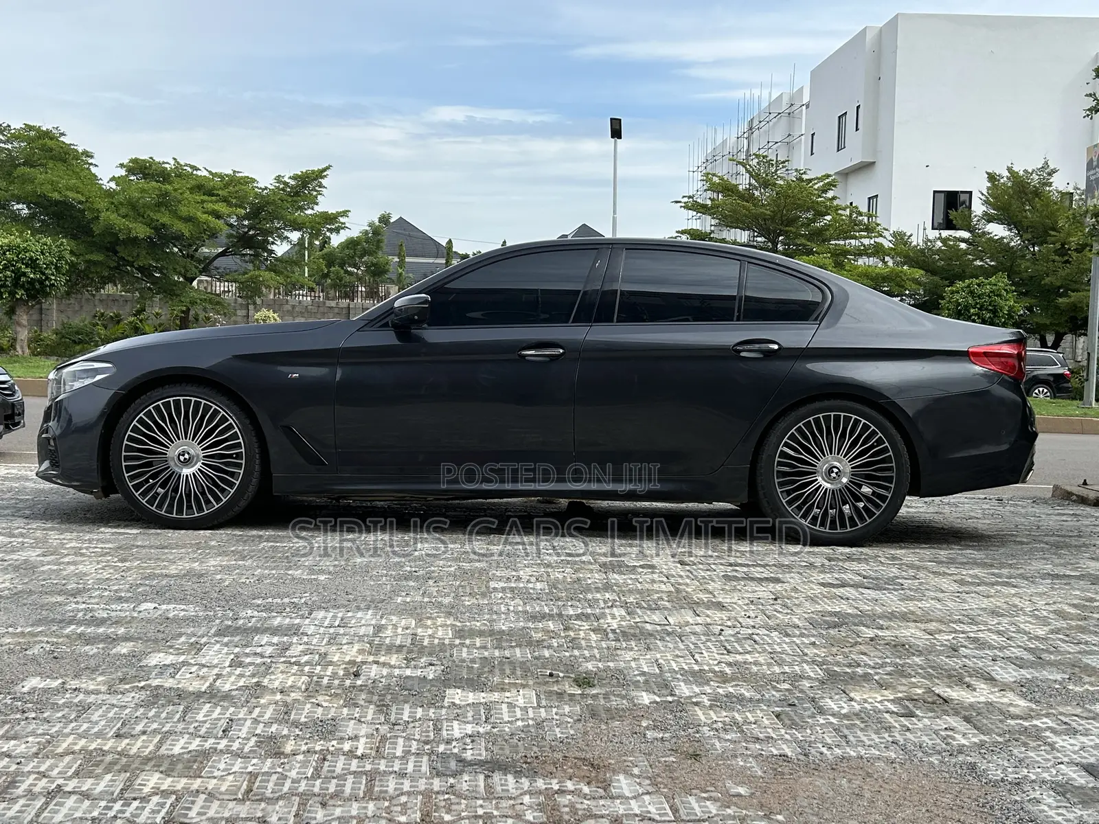 BMW 530i 2017 Black