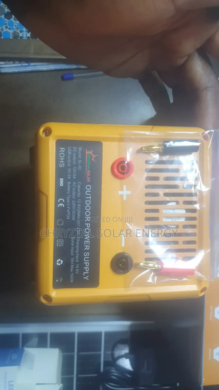 Brand New 300watts Solar Generator,With Free Solar Panel Bulbs