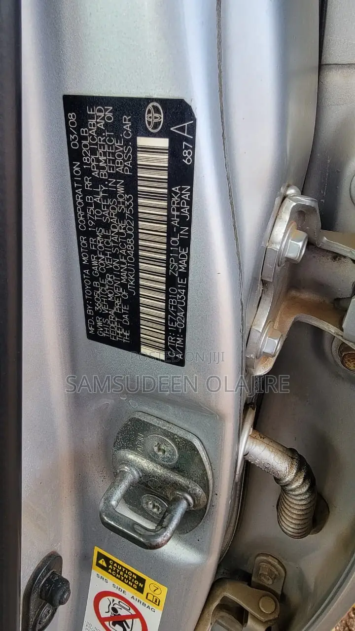 Scion xD Base 2009 Silver