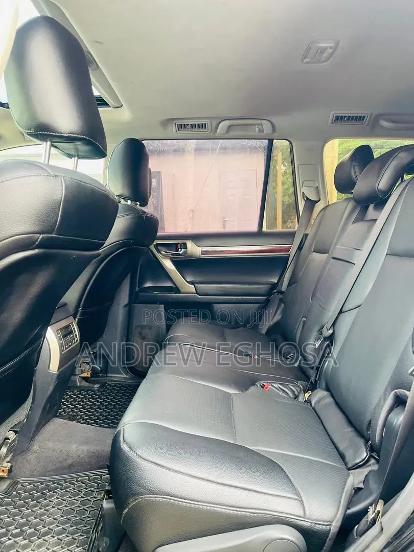 Lexus GX 460 2010 Black