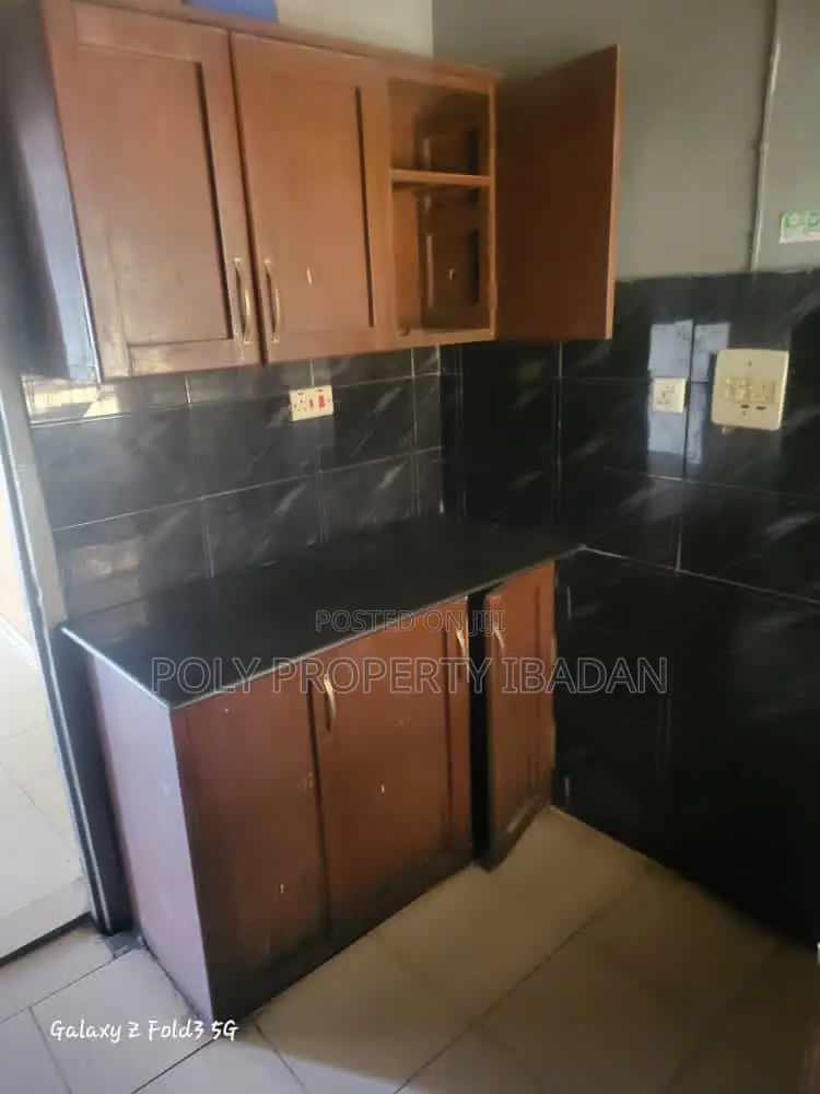 3bdrm Apartment in Aare Avenue, Oluyole Estate for rent
