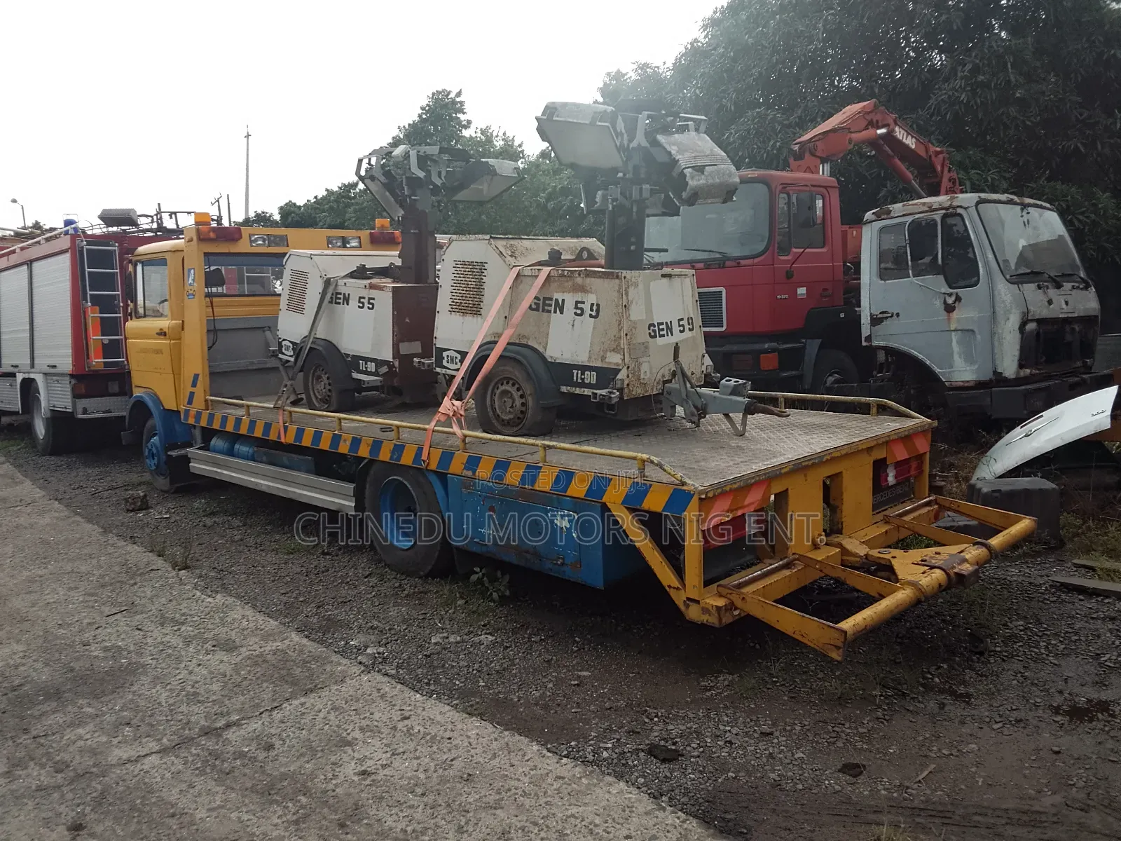 Mercedes 813 Recovery Truck