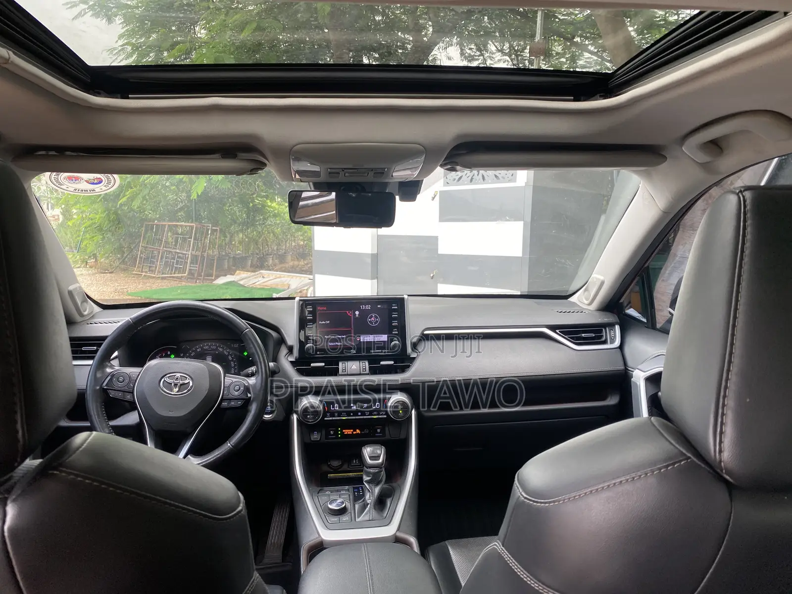 Toyota RAV4 2019 Red
