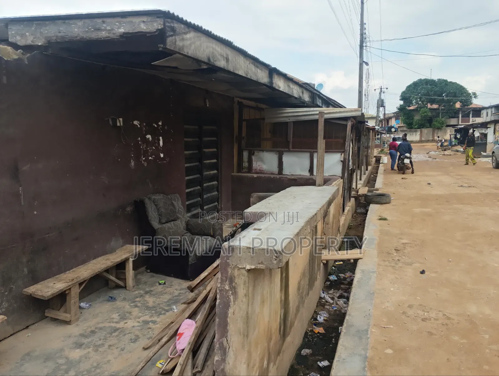 4 Plots for Sale Back of United Estate Alagbole