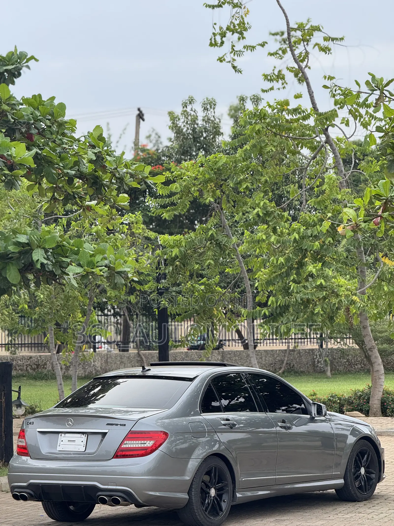 Mercedes-Benz C300 Sport 4Matic Sedan AWD (3.5L 6cyl 7A) 2013 Gray
